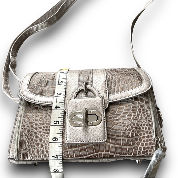 NWOT MC Marc Chantal Gray Vegan Leather Croc Embossed Crossbody Purse Silver - Picture 13 of 16